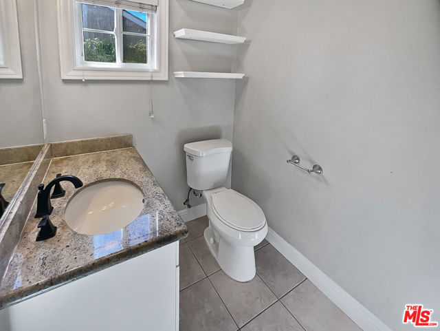 7706 Independence Avenue photo 15