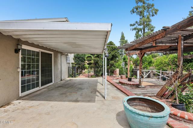 Detail Gallery Image 33 of 39 For 10856 Topeka Dr, Porter Ranch,  CA 91326 - 5 Beds | 4 Baths