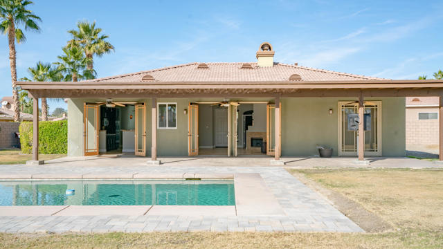 79925 Corte Calero, La Quinta CA: https://media.crmls.org/mediaz/38954c0a-10e9-475e-a0a9-f853963bc8dc.jpg