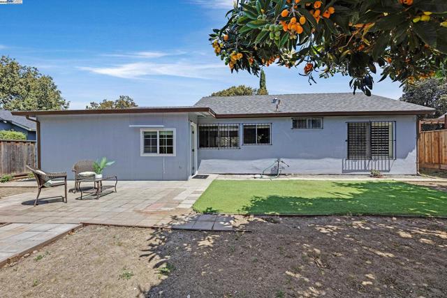 2715 Mosswood Dr, San Jose CA: https://media.crmls.org/mediaz/3895895c-cbad-4a3a-b298-e9b049536d99.jpg
