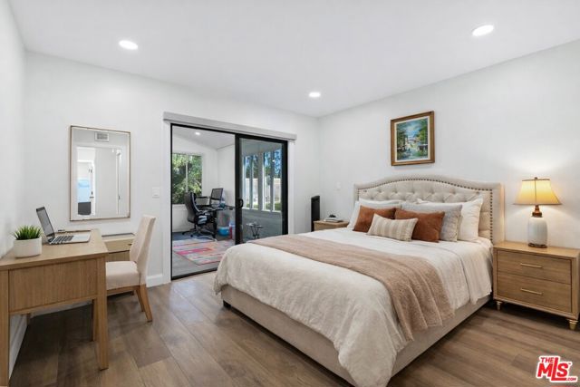 18912 Pasadero Drive, Tarzana CA: https://media.crmls.org/mediaz/389641c1-22d0-49a7-a687-238c31285901.jpg
