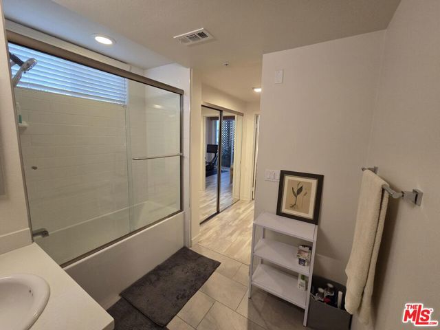 436 S Virgil Avenue, Los Angeles CA: https://media.crmls.org/mediaz/38969710-39e5-4bb3-96ee-b03862779ced.jpg