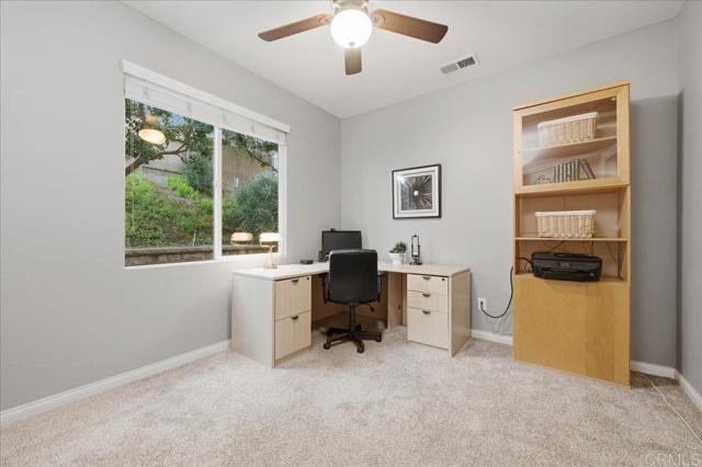 Detail Gallery Image 18 of 63 For 18385 Reata Way, San Diego,  CA 92128 - 5 Beds | 4 Baths