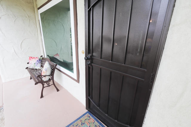 9639 Spyglass Avenue, Desert Hot Springs CA: https://media.crmls.org/mediaz/3898ee33-dedc-4b87-8fb8-6fdab68f32df.jpg