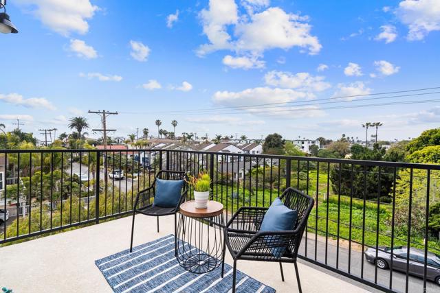 Detail Gallery Image 37 of 69 For 301 Juniper Ave, Carlsbad,  CA 92008 - 3 Beds | 3/1 Baths