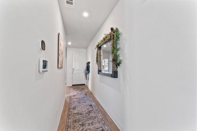 Detail Gallery Image 7 of 42 For 1788 Iris Cir, San Jacinto,  CA 92583 - 3 Beds | 2 Baths