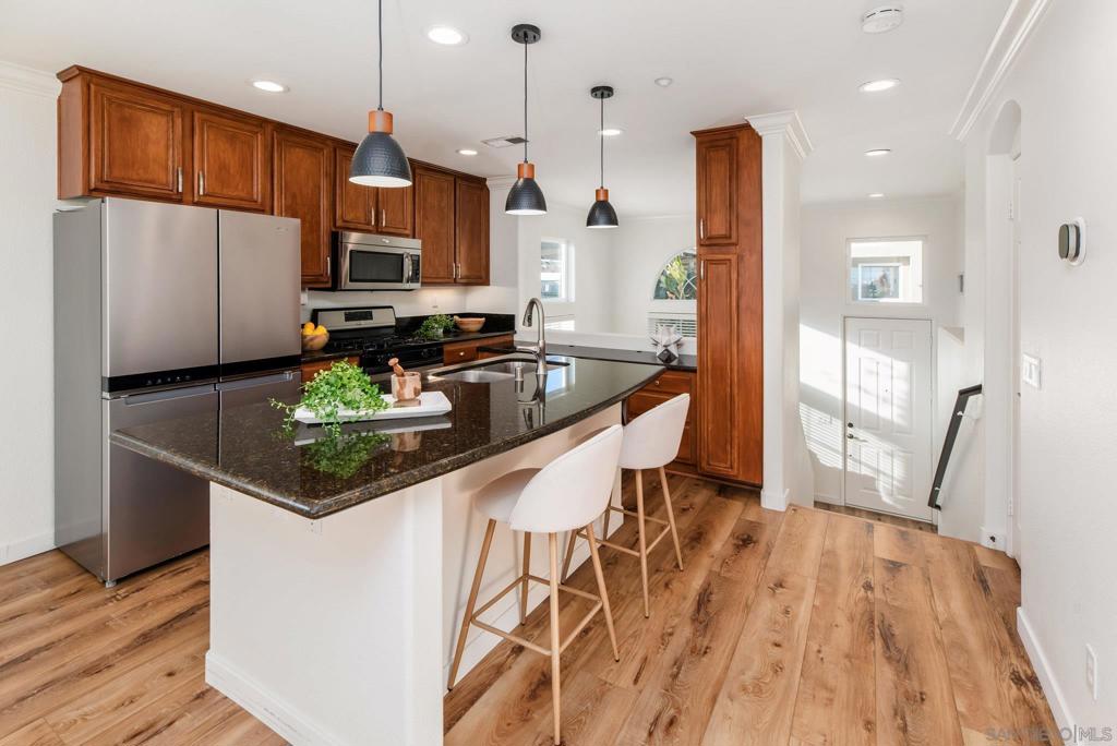 3710 Mykonos Ln - photo 8