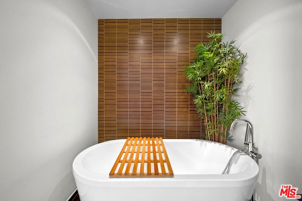 MLS #25628669 image #30