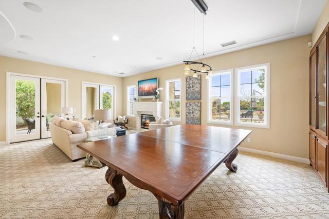 Detail Gallery Image 11 of 61 For 14055 Caminito Vistana, San Diego,  CA 92130 - 4 Beds | 3/1 Baths