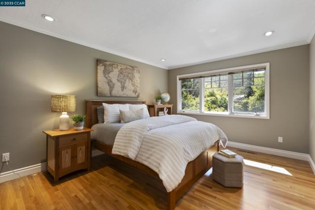 350 Pine Creek Rd, Walnut Creek CA: https://media.crmls.org/mediaz/389e90eb-3593-411d-9cd3-608c90e5efa1.jpg