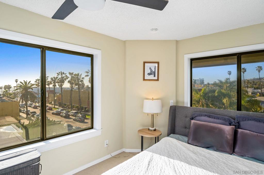 MLS #250032682SD img 2