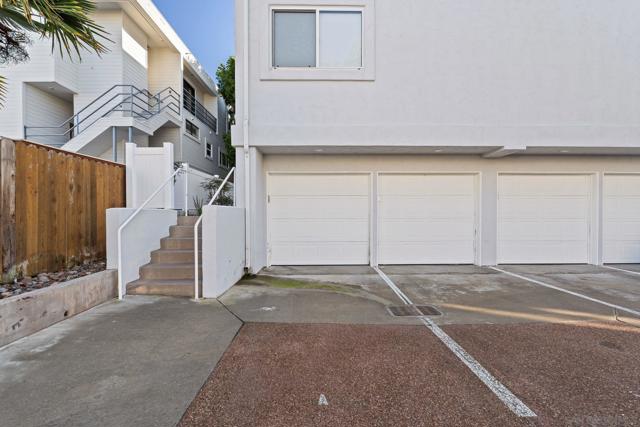 1177 Pacific Beach Drive, San Diego CA: https://media.crmls.org/mediaz/389ea214-f3c8-4cec-af1d-fe57cad02aaa.jpg