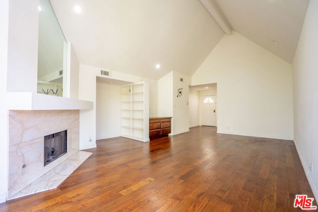 601 North KENWOOD Street, 303 photo 5