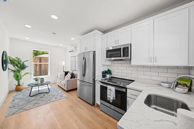 1038 Division St, Pleasanton CA: https://media.crmls.org/mediaz/389f08e1-4884-4ee7-961a-034ff0a0d4af.jpg