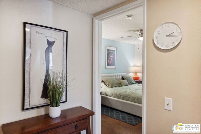 5205 E Waverly Drive, Palm Springs CA: https://media.crmls.org/mediaz/389f4310-f2ba-4eff-b8b2-3a5e58df673e.jpg