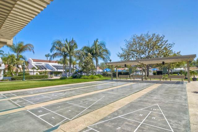 4956 Lamia Way, Oceanside CA: https://media.crmls.org/mediaz/389f8a09-a7a8-4683-9798-54ce765a6df5.jpg
