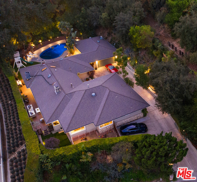 Photo of 3500 Wrightwood Drive, Studio City, CA 91604