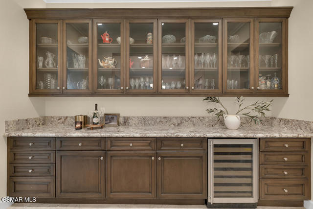 Image 13 of 93 For 6894 Copper Creek Place