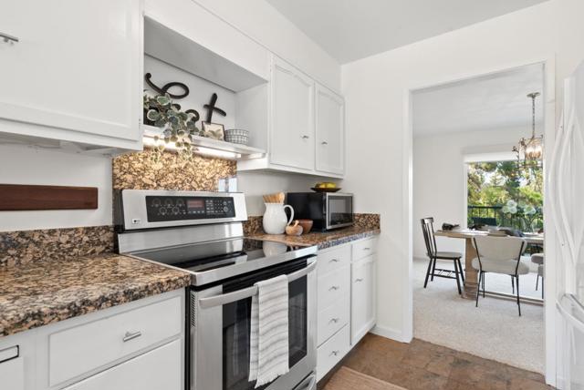 115 Del Mesa Carmel, Carmel Valley CA: https://media.crmls.org/mediaz/38a13388-1ce5-44cf-9825-77931e728cf2.jpg