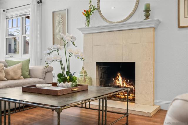 260 27Th St, Del Mar CA: https://media.crmls.org/mediaz/38a14874-7c65-4669-9d1b-d76befbca33c.jpg