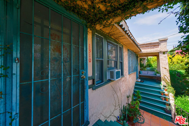 Image 3 for 1310 Kellam Ave, Los Angeles, CA 90026