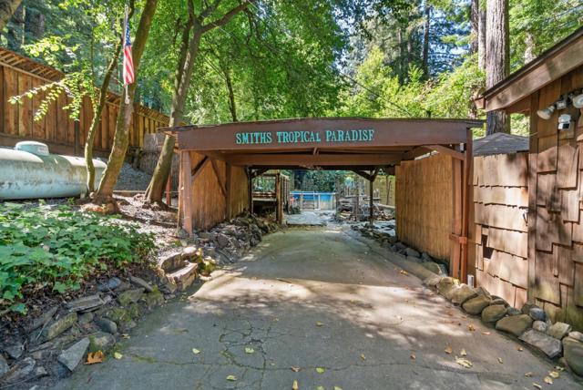 9609 E Zayante Road, Felton CA: https://media.crmls.org/mediaz/38a2e34c-93b6-46ab-8394-c3808b125673.jpg