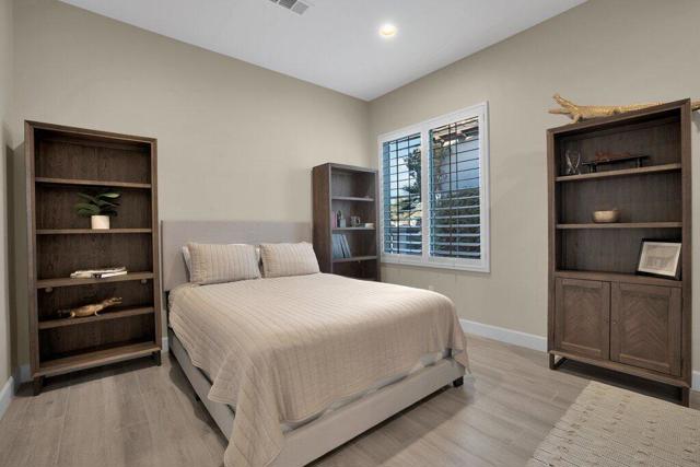 Image 13 of 36 For 80705 Apricot Lane