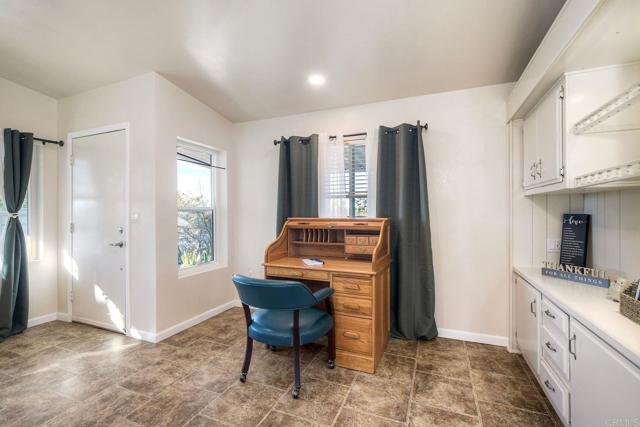 Detail Gallery Image 7 of 34 For 18218 Paradise Mountain Rd Spc 211 #LOT 211,  Valley Center,  CA 92082 - 2 Beds | 2 Baths