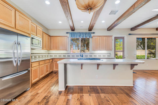 5199 Via Dolores, Newbury Park CA: https://media.crmls.org/mediaz/38a61408-0627-43af-8de3-81667fbe8653.jpg