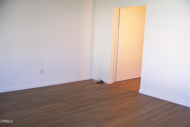 40036 Village 40, Camarillo CA: https://media.crmls.org/mediaz/38a626dd-7af1-410f-9b1b-a95e28c56fc3.jpg