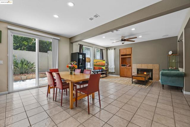 5736 Idlewood Street, Dublin CA: https://media.crmls.org/mediaz/38a76308-9c54-48c7-979f-82c300e02626.jpg