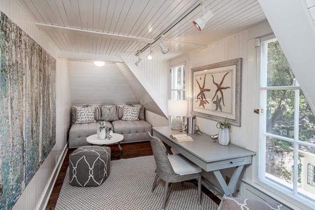 12791 Normandy Lane, Los Altos Hills CA: https://media.crmls.org/mediaz/38a7abc1-4418-4111-afc0-7930f8892430.jpg