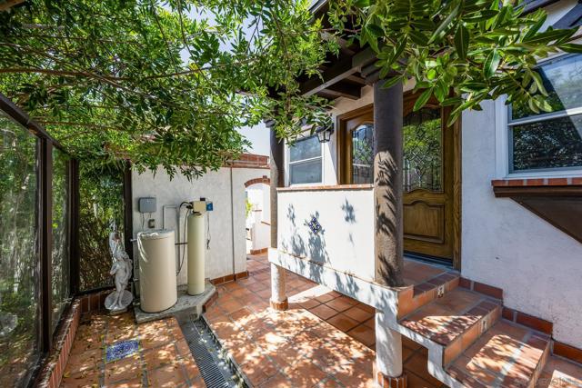 2541 Haller St, San Diego CA: https://media.crmls.org/mediaz/38a843db-4f39-4c0c-9313-06b889998502.jpg
