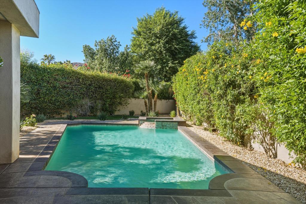 MLS #219139335DA image #4