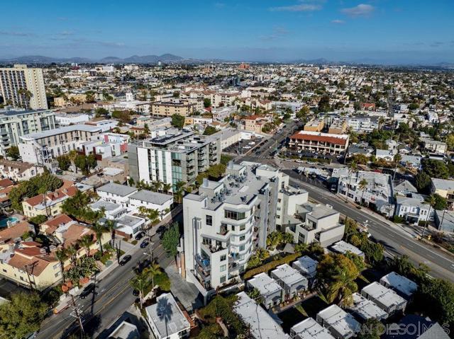 3740 Park Blvd, San Diego, California 92103, 3 Bedrooms Bedrooms, ,2 BathroomsBathrooms,Condominium,For Sale,Park Blvd,250018546SD