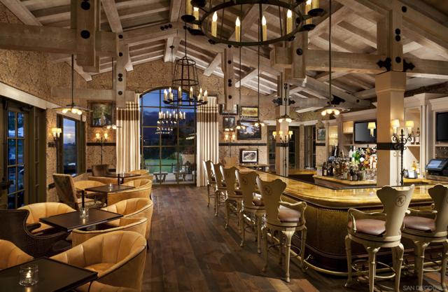6122 Calle Valencia, Rancho Santa Fe CA: https://media.crmls.org/mediaz/38ab0e20-c3dc-4120-945a-25eb494cee5e.jpg