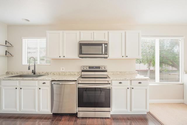 11112 Calgary Way, Valley Center CA: https://media.crmls.org/mediaz/38ab3c35-5bde-46cf-bd50-3d31e4f735a1.jpg