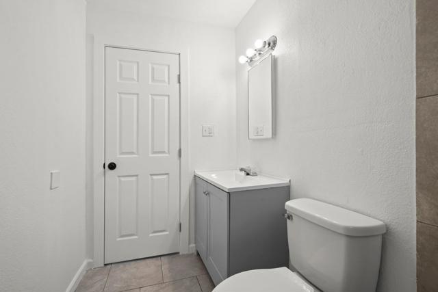 Image 21 of 26 For 2687 Altos Avenue