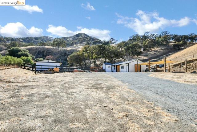 Image 44 of 51 For 16800 Marsh Creek Rd