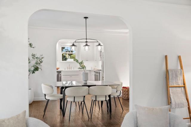 220 26th Avenue, San Mateo CA: https://media.crmls.org/mediaz/38ade484-2914-447d-9a81-7d7b3dc1eea4.jpg