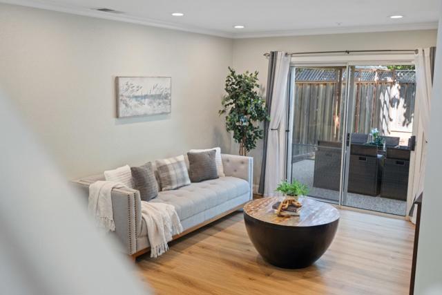 152 Navigator Drive, Scotts Valley CA: https://media.crmls.org/mediaz/38adf469-9df2-42a1-abab-3af3693149cc.jpg