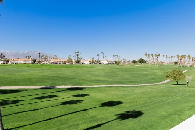247 Vista Royale W Circle, Palm Desert CA: https://media.crmls.org/mediaz/38ae5be2-f9af-4272-822b-55e61cfbe2e3.jpg