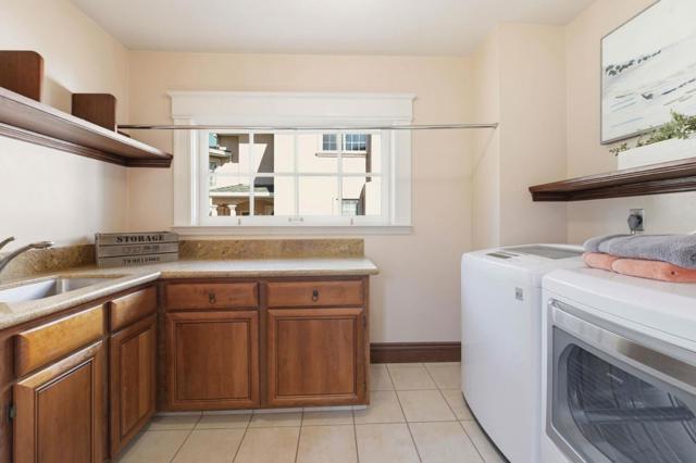 809 E 5th Avenue, San Mateo CA: https://media.crmls.org/mediaz/38b0763b-ec14-4691-a53c-a1c8f4869358.jpg