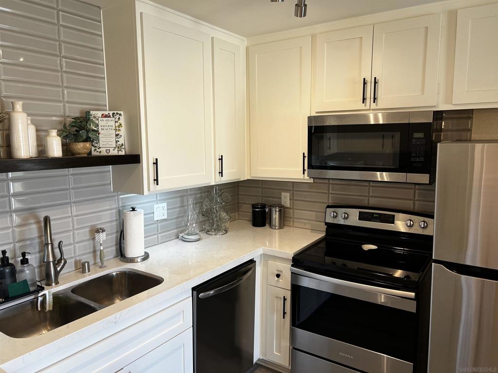 6350 Genesee Ave. - photo 5