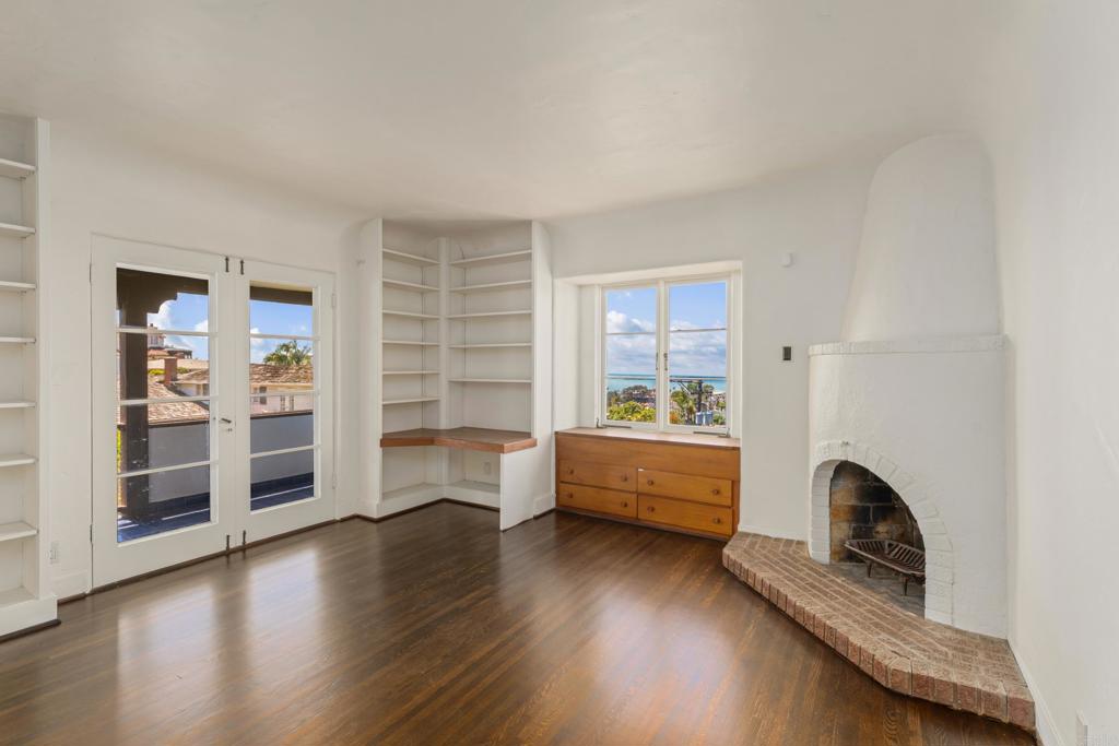 1406 La Jolla Knoll - photo 10