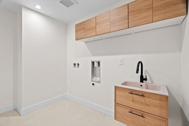 539 Kevenaire Drive, Milpitas CA: https://media.crmls.org/mediaz/38b2c8df-c93e-4423-a8ef-c5c23a72f59b.jpg
