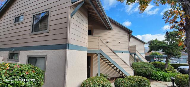 3040 CHARWOOD Court, Spring Valley CA: https://media.crmls.org/mediaz/38b2c9d5-8166-4ee4-8846-ff7606baa929.jpg