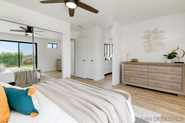 4635 Briar Ridge Rd, Oceanside CA: https://media.crmls.org/mediaz/38b31d25-4150-4193-b754-f06c20d837d3.jpg