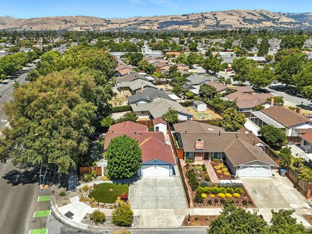 1641 Rue Avati, San Jose CA: https://media.crmls.org/mediaz/38b3398d-38b5-424f-ab04-5befd733de91.jpg