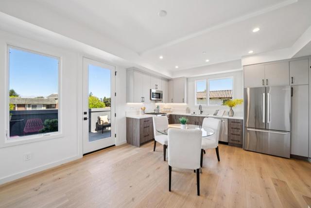 1433 Floribunda Avenue, Burlingame CA: https://media.crmls.org/mediaz/38b379c6-55ac-471f-9cd2-5f5b56c9f720.jpg